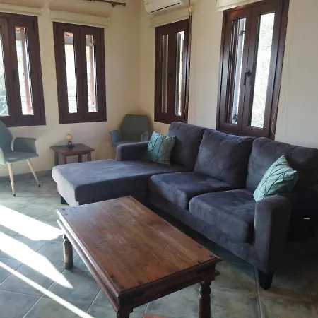 بيت للعطل Traditional Pelion House *